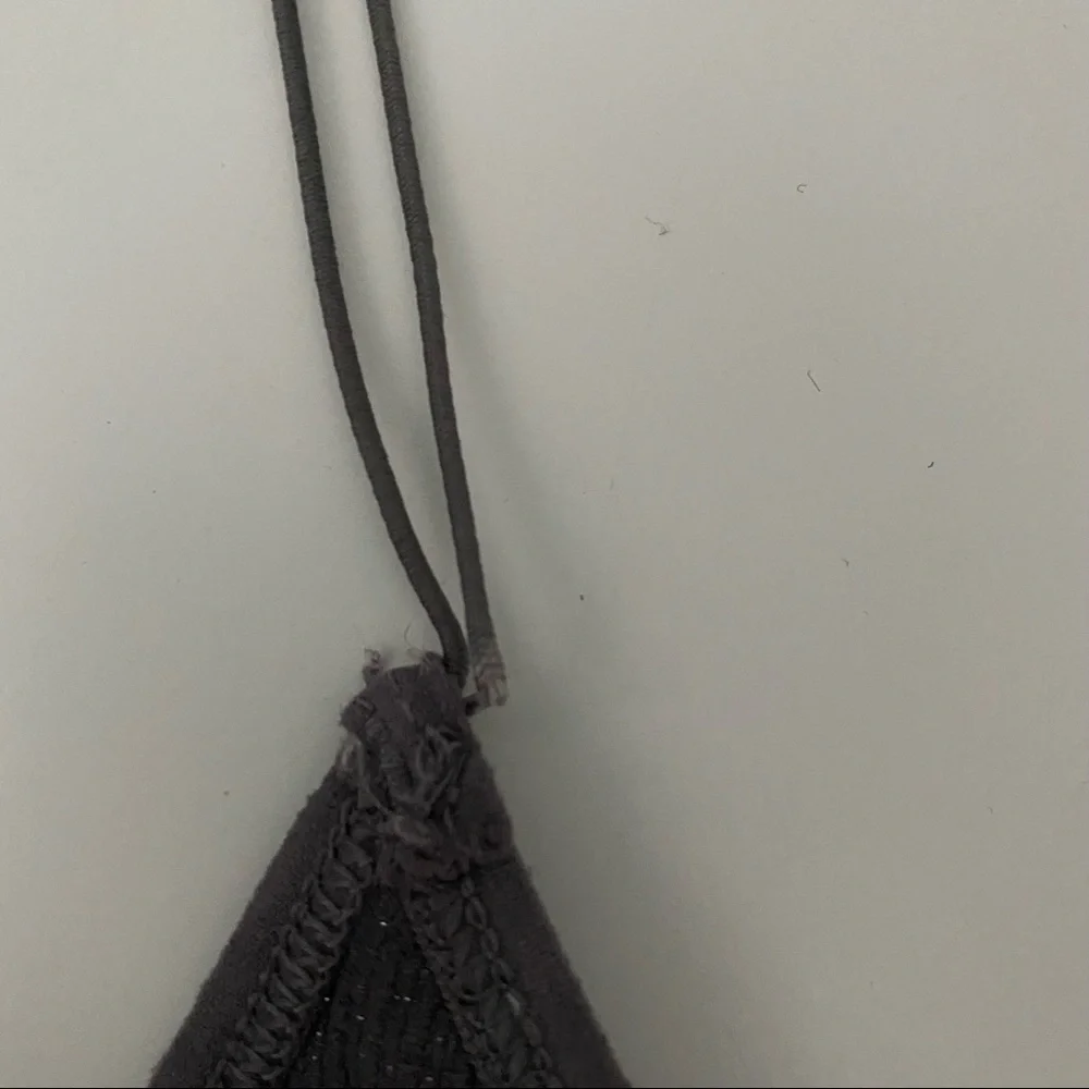 Urban Outfitters Crop Top - Picture 3 of 3